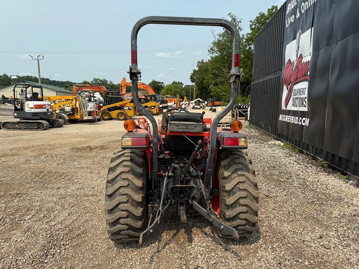 2019-kubota-l2501d-image-3