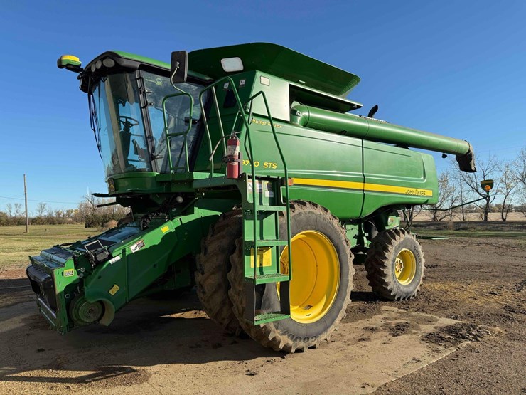 2009-john-deere-9770-sts-image-2