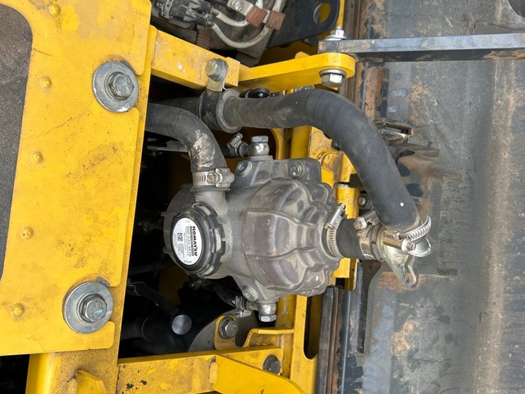 komatsu-pc130-11-image-37