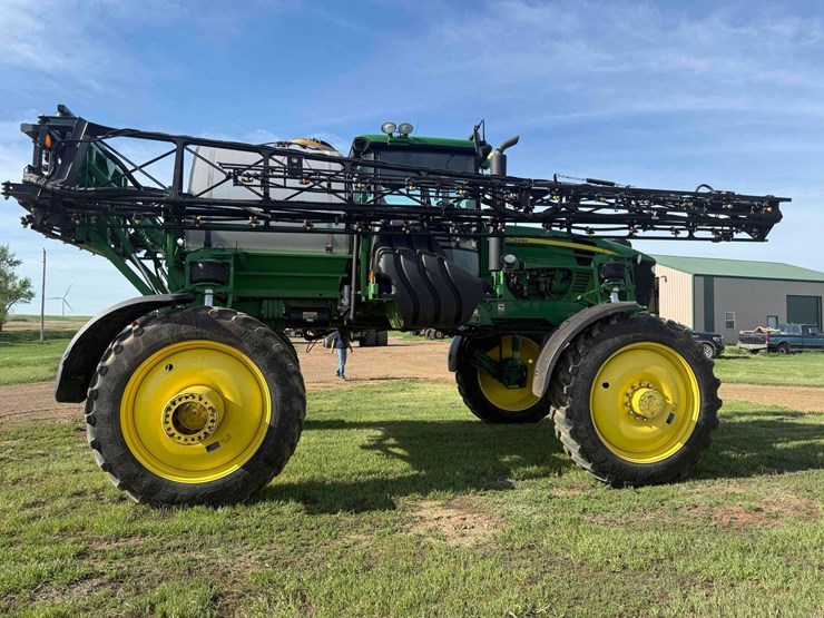 2011-john-deere-4830-image-13