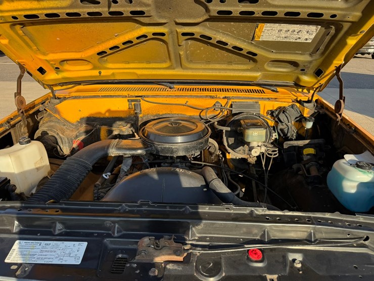 1985-chevrolet-c10-image-43