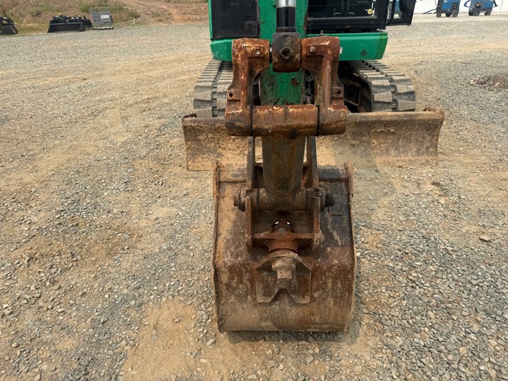 jcb-85z-1-image-12