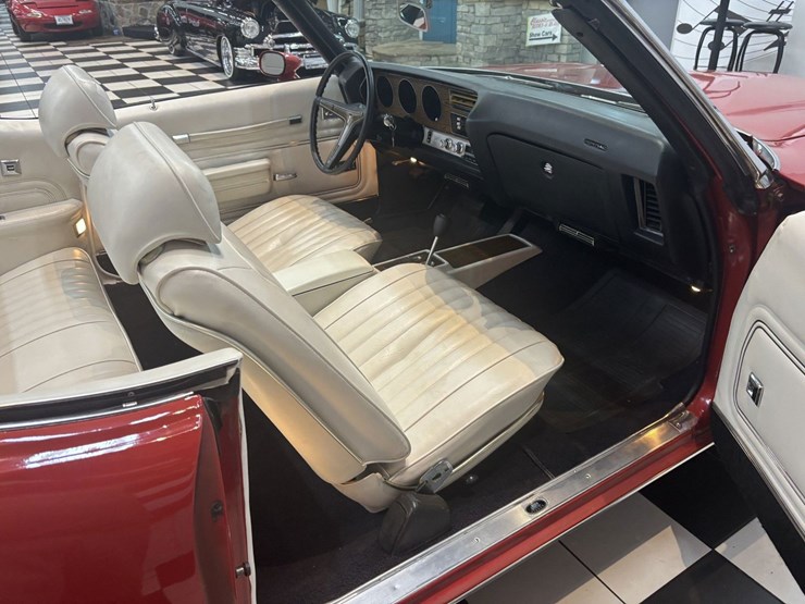#1877-•-1972-pontiac-lemans-convertible-image-37