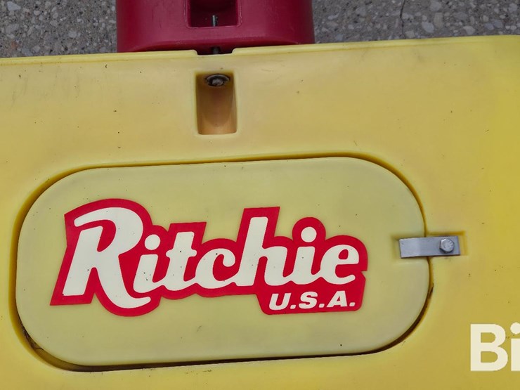 ritchie-heated-livestock-waterer-image-14