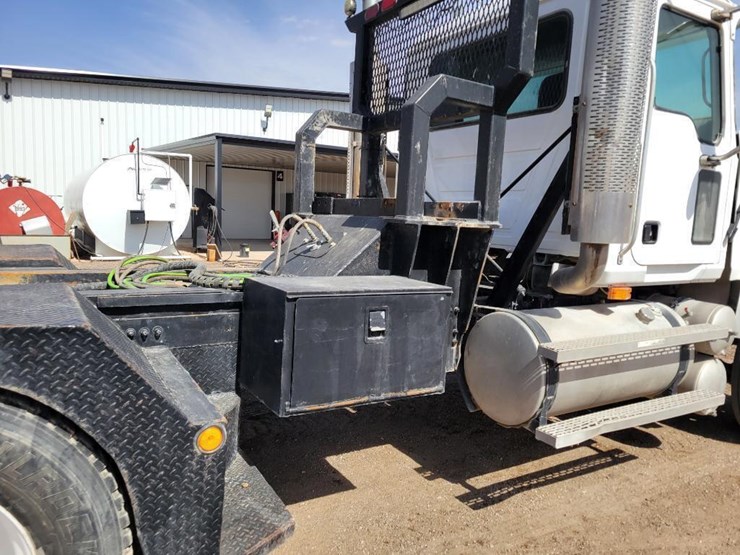 2007-mack-chn613-image-22