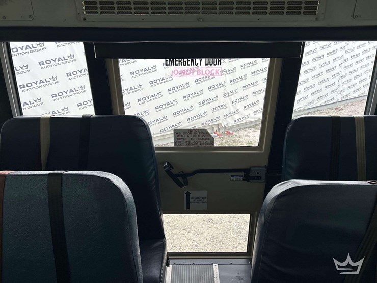 2016-freightliner-b2-image-21