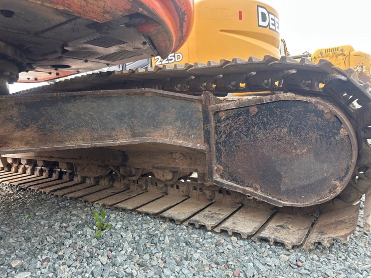 2006-hitachi-zx225-image-88