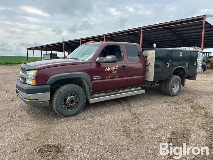 2003-chevrolet-3500-image-1