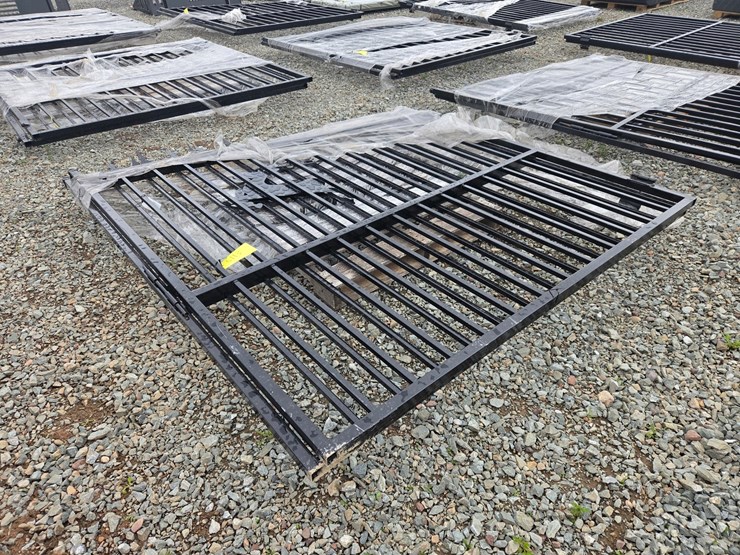 #6113-•-approx.-14'-unused-bi-parting-gate-set-image-2