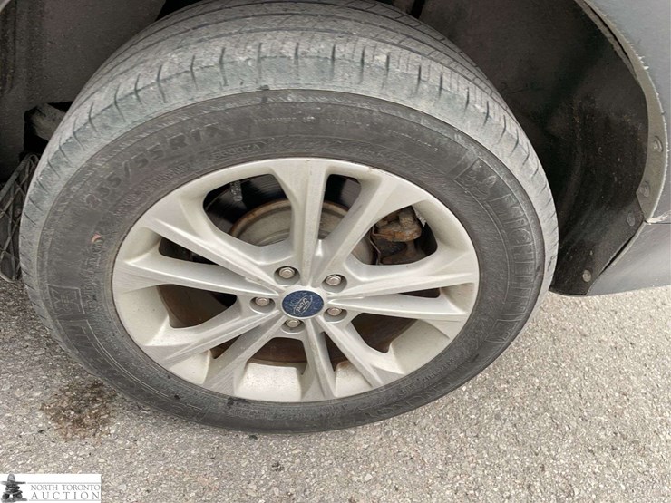 2019-ford-escape-image-23