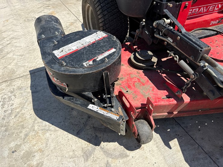 gravely-260z-image-12