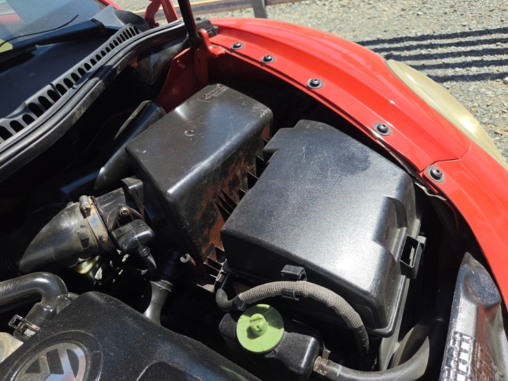 #61153-•-2005-volkswagen-convertible-image-27
