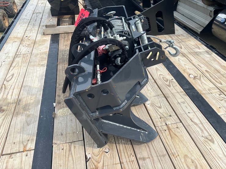 #2256-•-land-honor-hydraulic-logging-winch-attachment-image-4