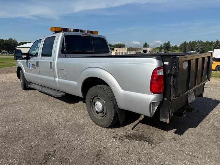 2011-ford-f350-image-3