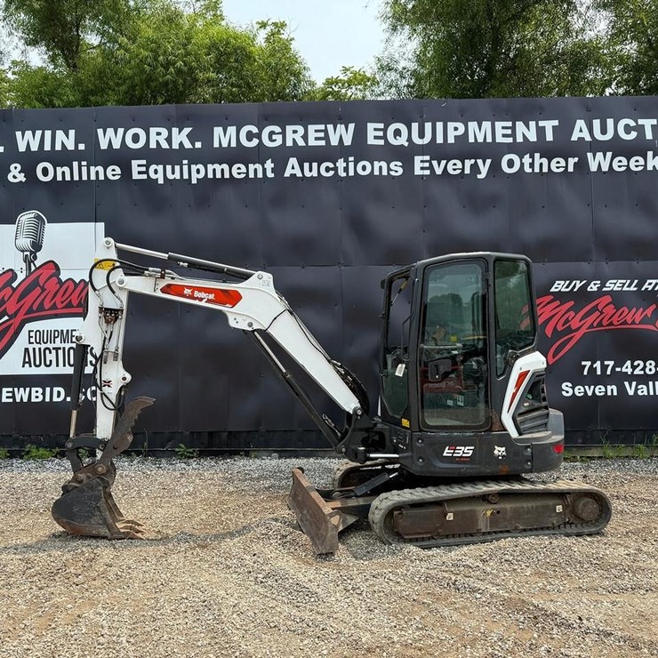 2023 BOBCAT E35i