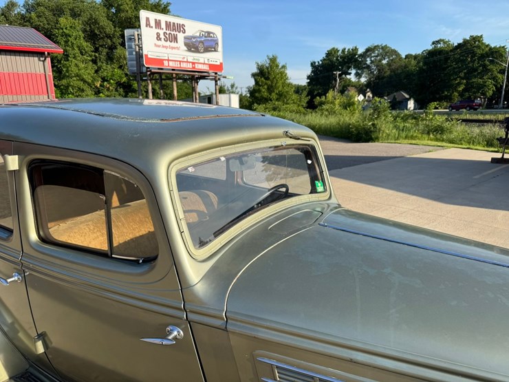 #1876-•-1935-hudson-teraplane-sedan-image-30