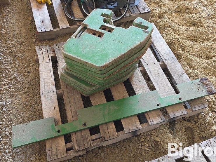 john-deere-suitcase-weights-image-2
