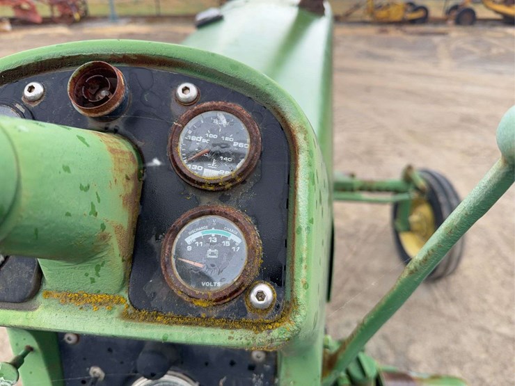 john-deere-630-image-31