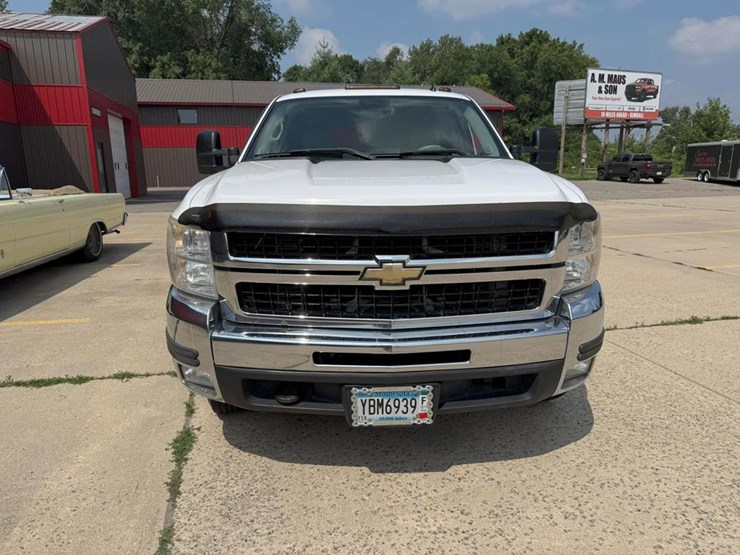 2007-chevrolet-3500-image-8
