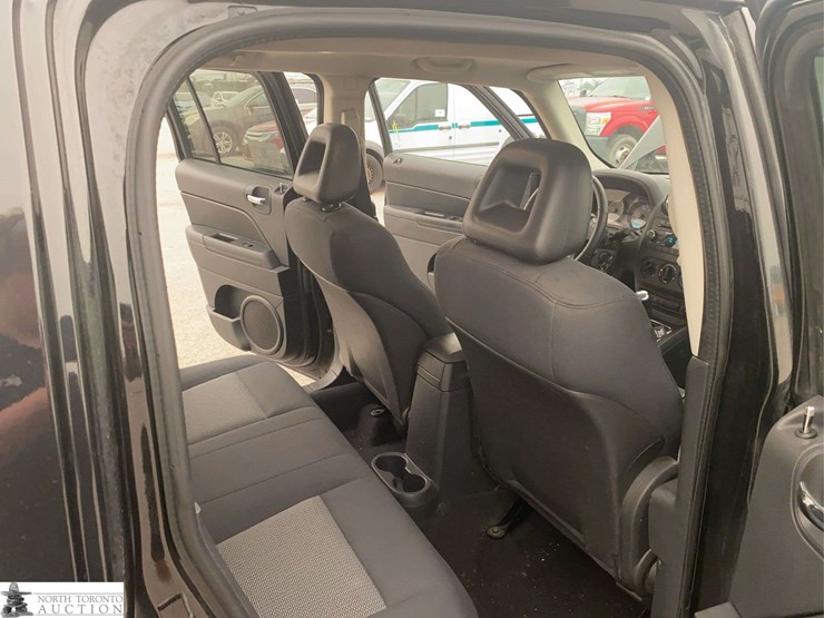 2009-jeep-patriot-sport-image-16