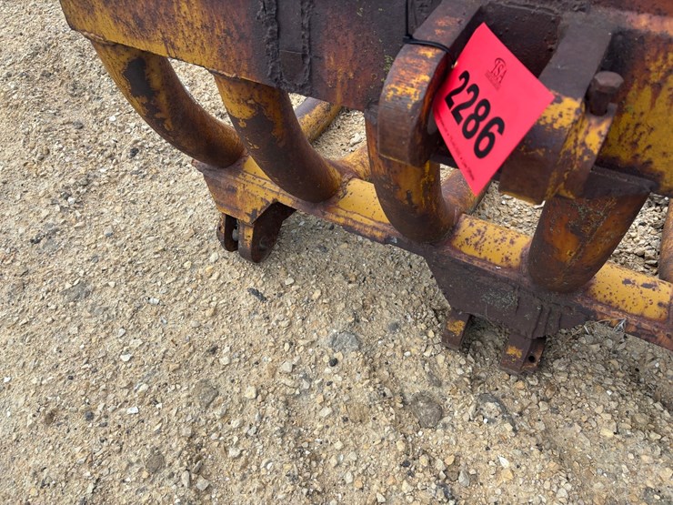 #2289-•-tractor-motor-corp-10098-8'-dozer-mounted-root-rake-image-10