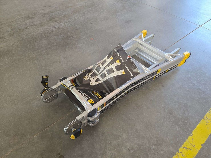18'-gorilla-ladders-image-2