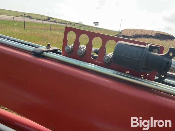new-holland-h7460-image-15