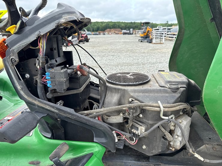 2017-john-deere-x350-image-19