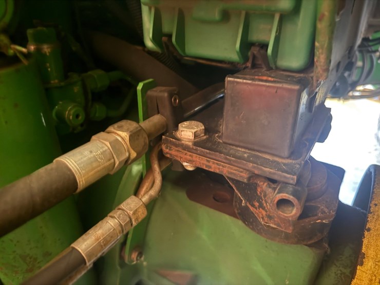 john-deere-6420-image-21