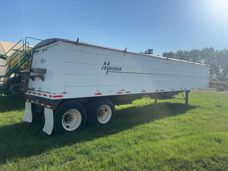 2009-mauer-grain-trailer-image-5