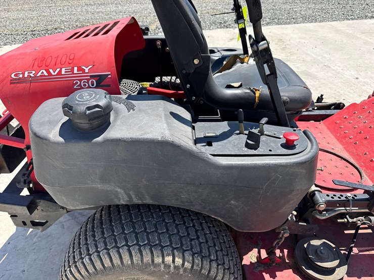 gravely-260z-image-15