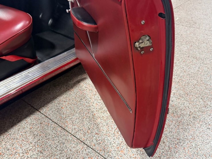#1879-•-1949-ford-custom-convertible-image-42