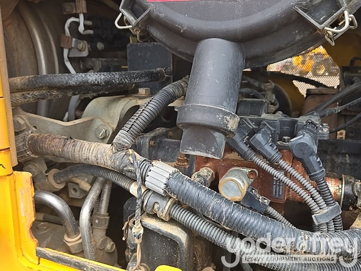 2023-komatsu-d61pxi-24-image-43
