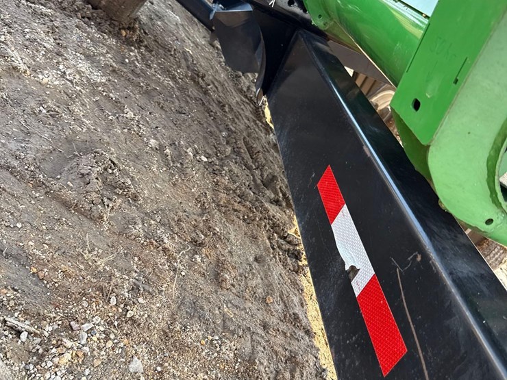 stud-king-38ft-tri-steer-header-cart-image-17