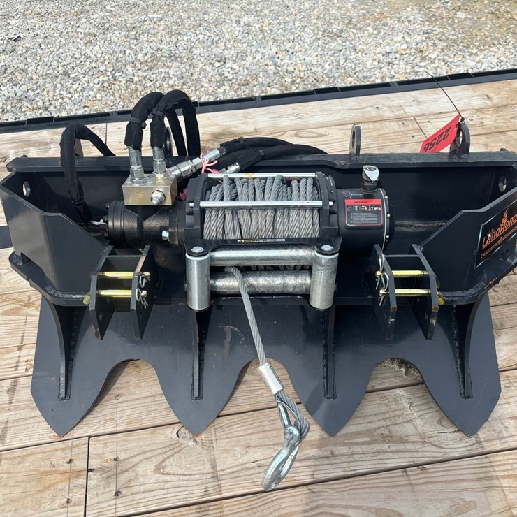 #2256 • Land Honor Hydraulic Logging Winch Attachment