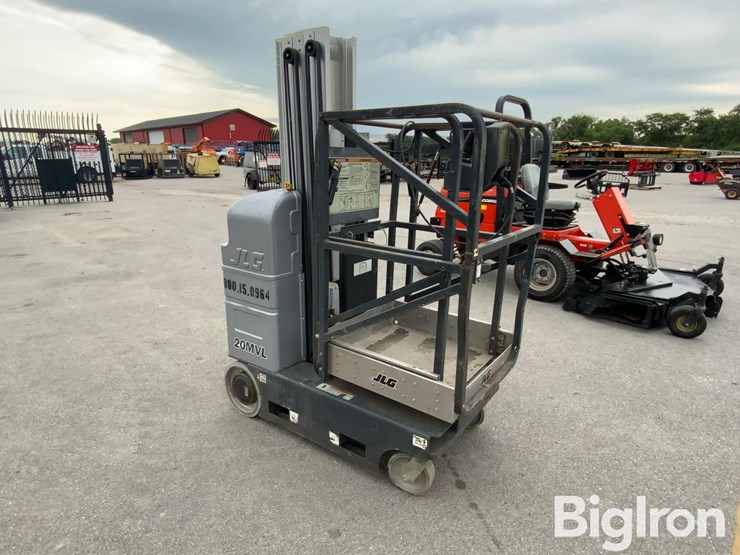 2017-jlg-20mvl-image-7