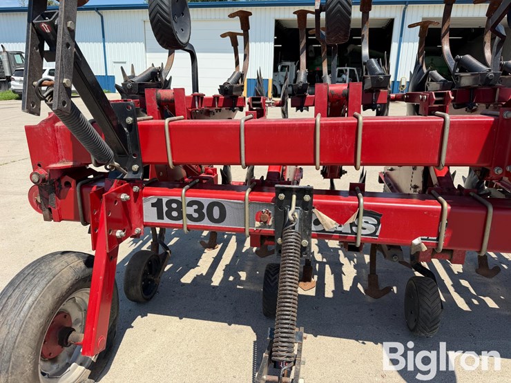 case-ih-1830-image-15