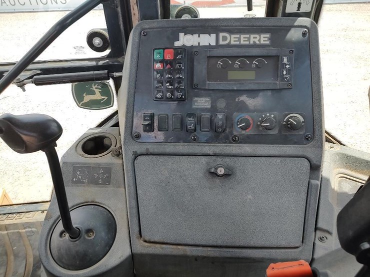 2016-deere-310sl-hl-image-35
