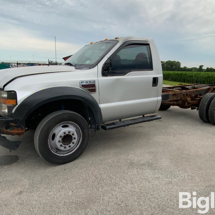 2009 FORD F550 XL