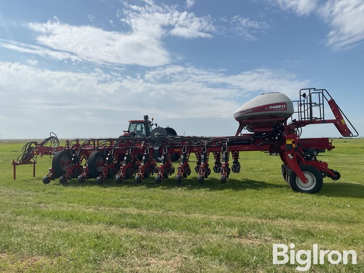 2024-case-ih-2150-image-8