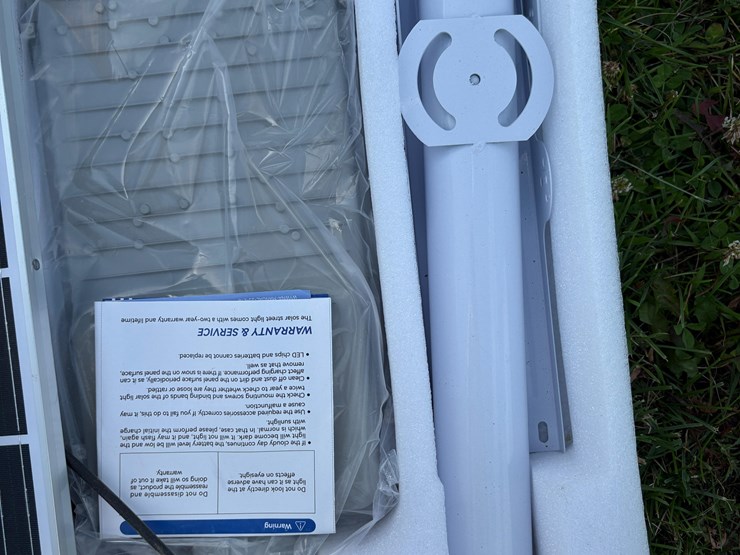 wywna-outdoor-solar-lighting-image-18