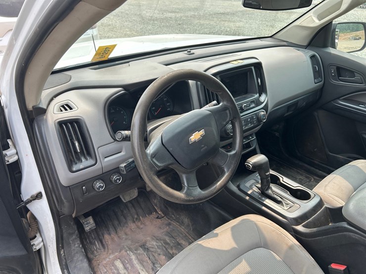 2019-chevrolet-colorado-image-35