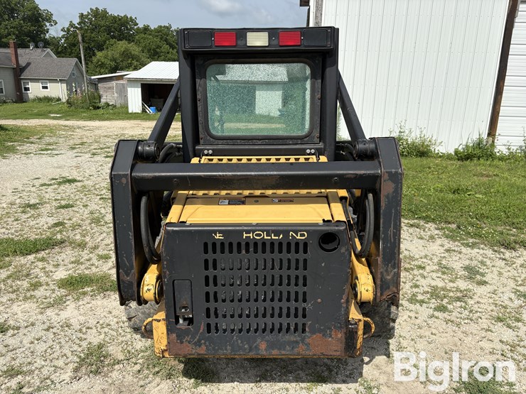 new-holland-lx565-image-6