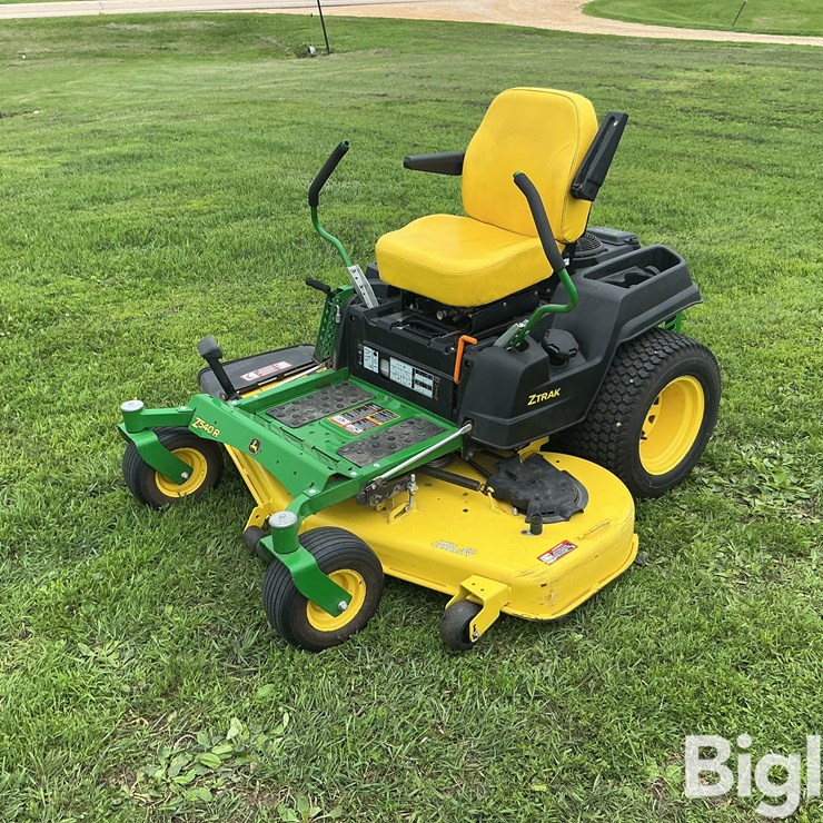 2019 JOHN DEERE Z540R