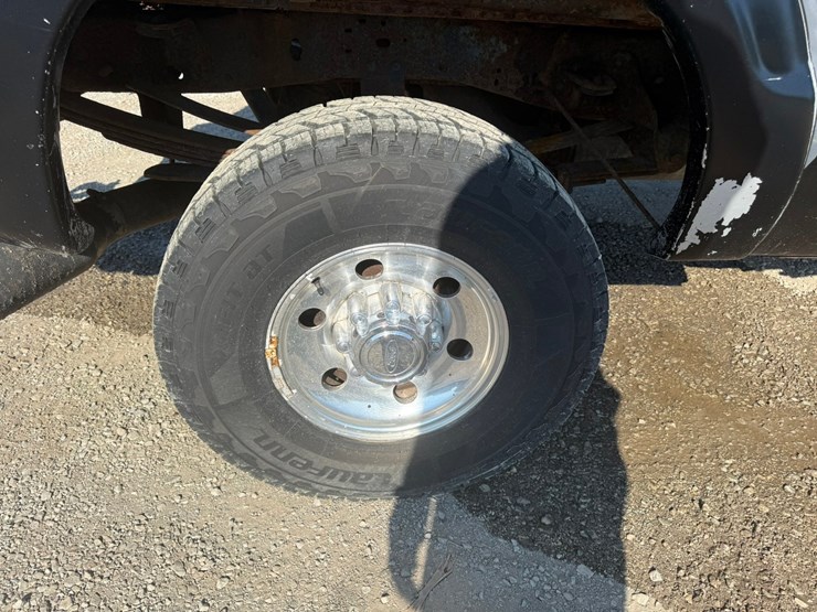 2002-ford-f250-image-35