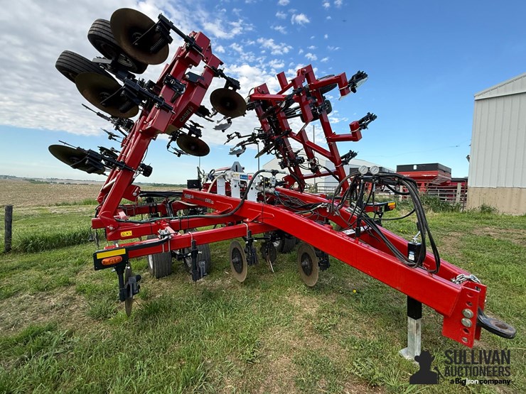 2022-case-ih-2022-image-3