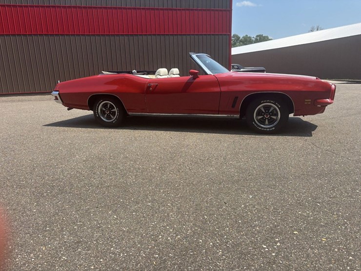 #1877-•-1972-pontiac-lemans-convertible-image-17