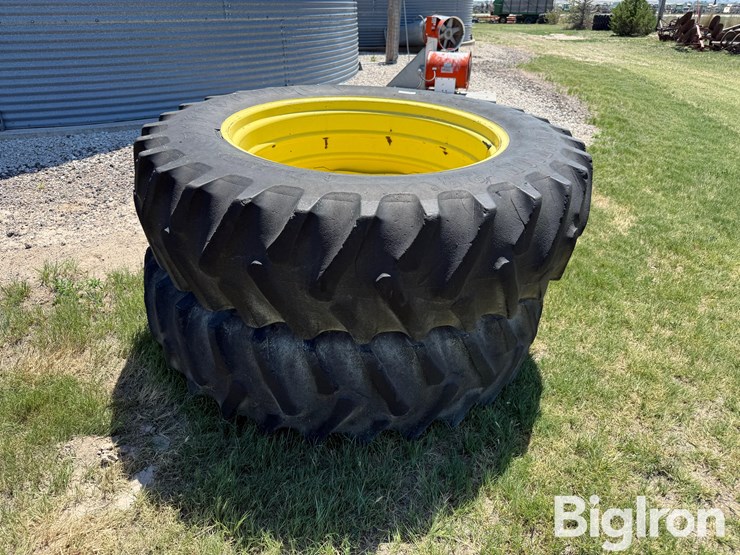john-deere-16-image-7