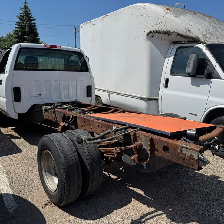 2005 CHEVROLET 3500HD