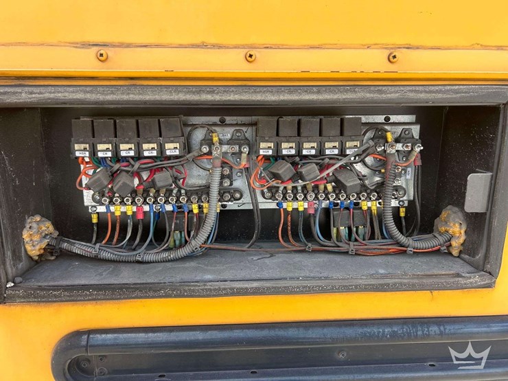 2016-freightliner-b2-image-12